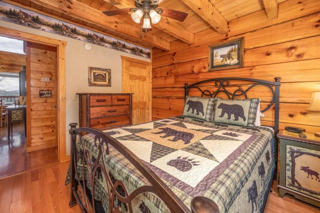 סביירוויל Over The Mountain - Smoky Mountain View Cabin מראה חיצוני תמונה